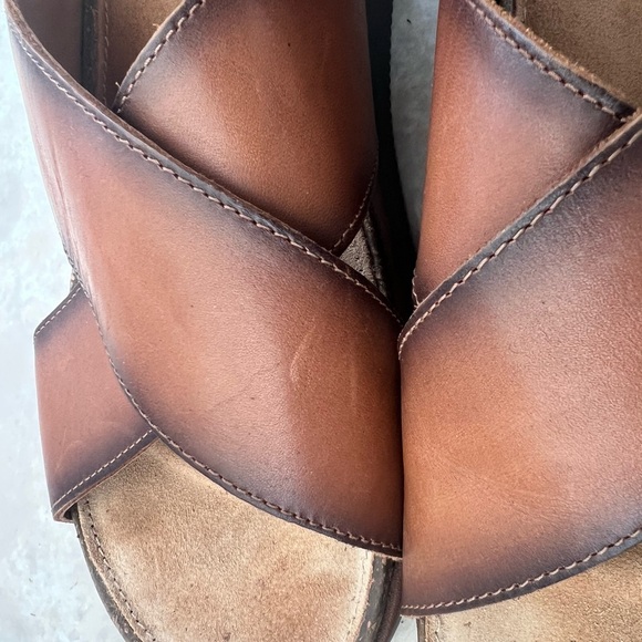 Clarks Brown Leather Sandals - Picture 3 of 4